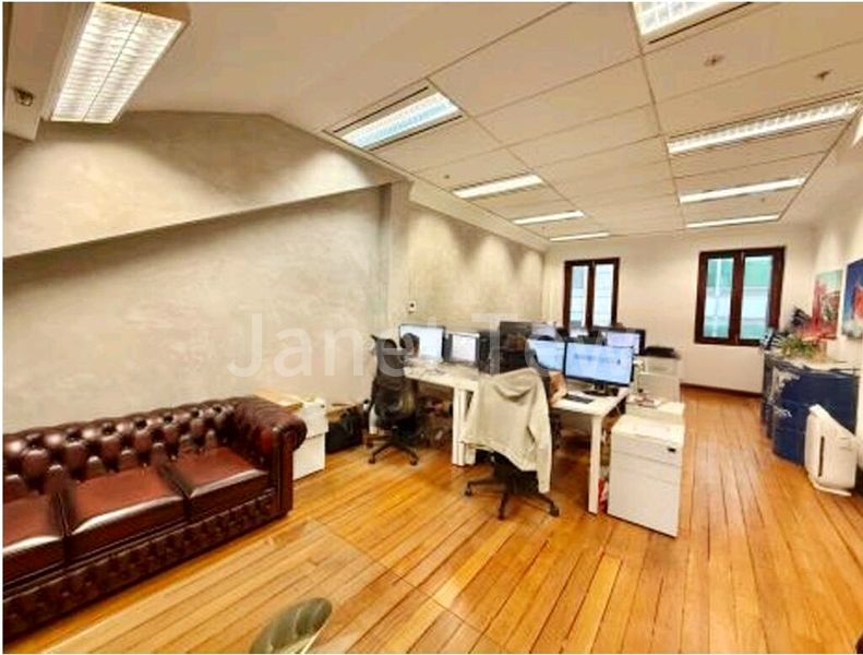 Office for Rent: Capital Square - Image 2