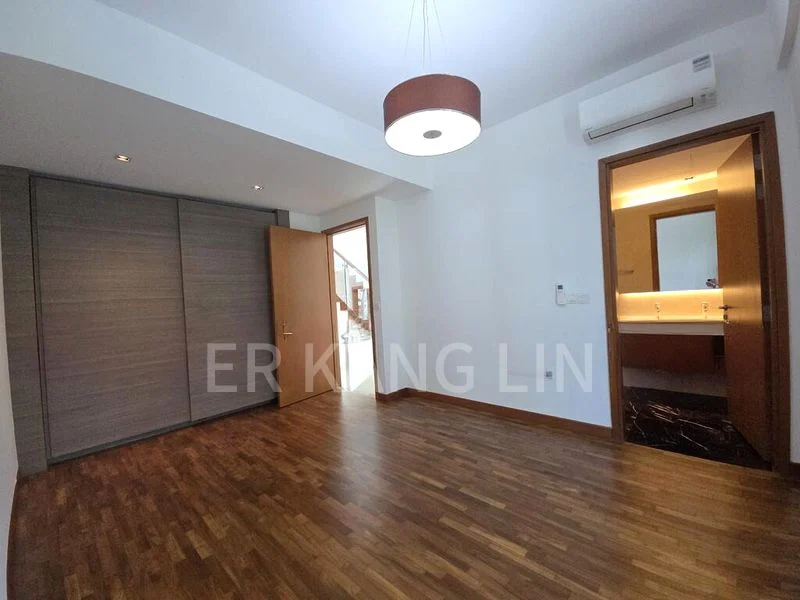 4 Bed Cluster House (Landed) for Sale in  Cabana - Image 1