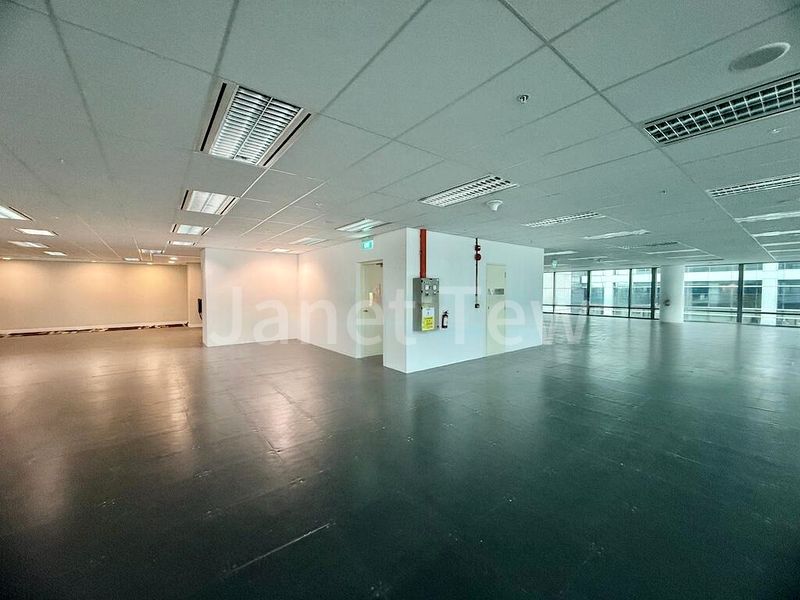 Office for Rent: Capital Square - Image 9