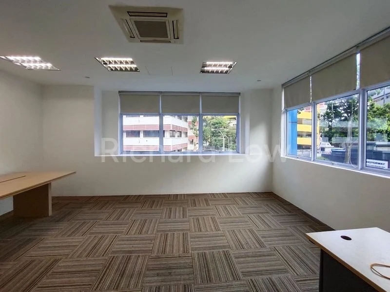 Office for Rent in  EPL Building - Image 9