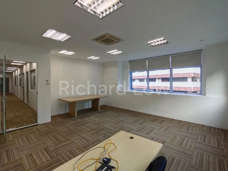 Office for Rent in  EPL Building - Image 10