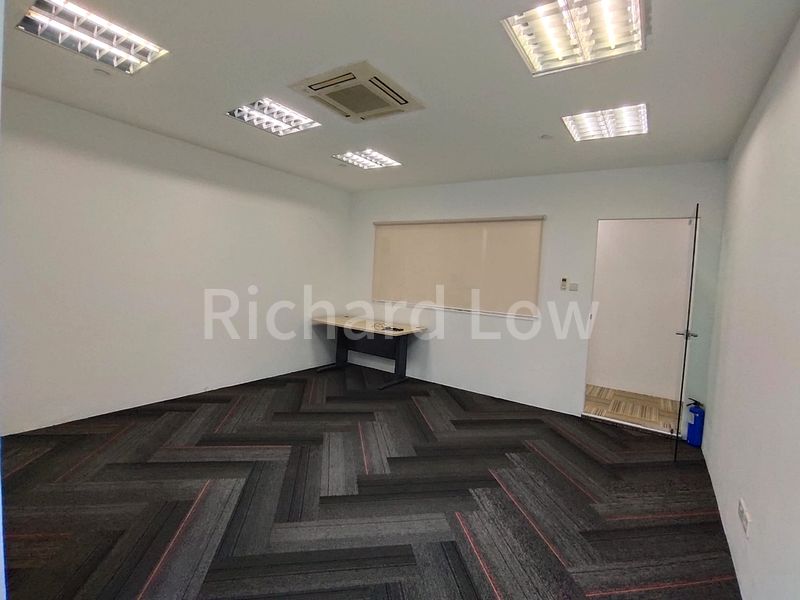 Office for Rent in  EPL Building - Image 8