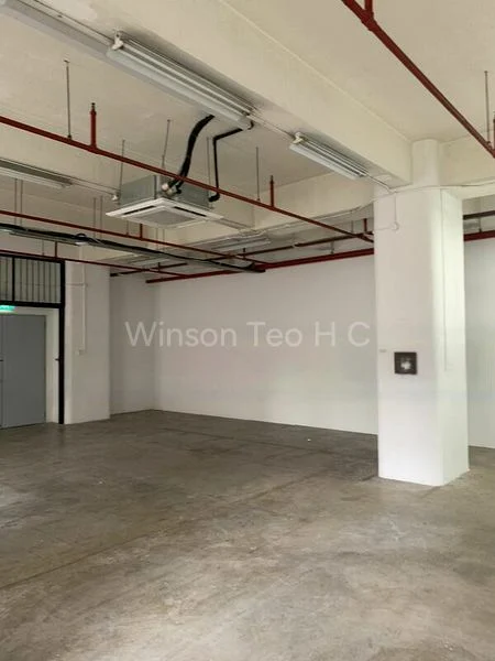 Light Industrial (B1) for Rent: MAE Building - Image 2
