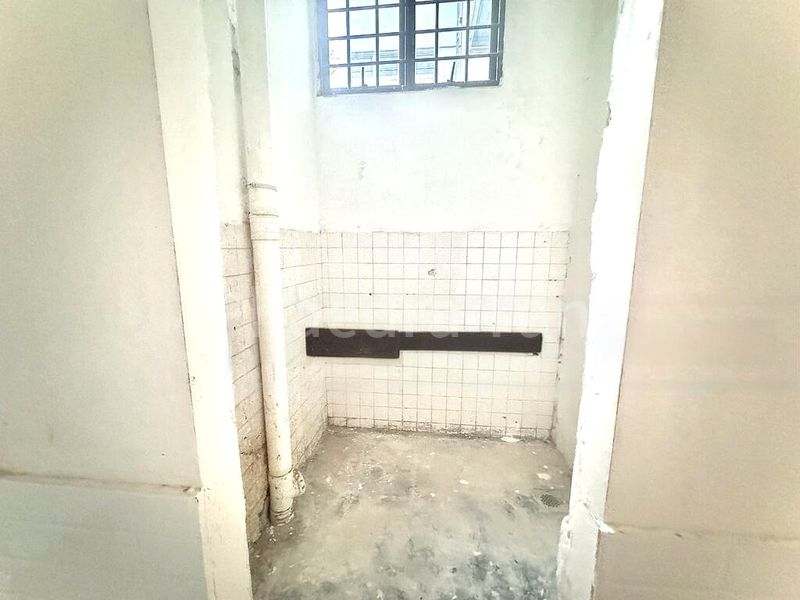 Shop / Shophouse for Rent: 705 AMK Avenue 8, High Footfall, Near MRT & Mall - Image 1