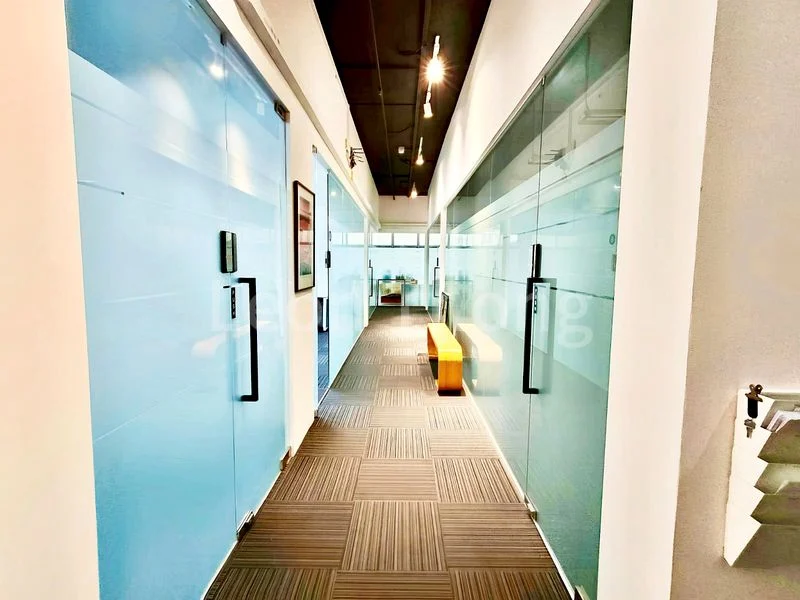 Office for Rent in Midview City - Image 1