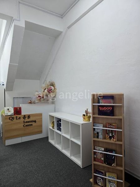 Shop / Shophouse for Rent: 247 Hougang Avenue 3 - Image 2