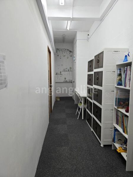 Shop / Shophouse for Rent: 247 Hougang Avenue 3 - Image 1