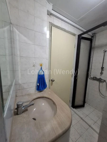 4+1 Bed Condo for Rent in  Emerald Park - Image 14