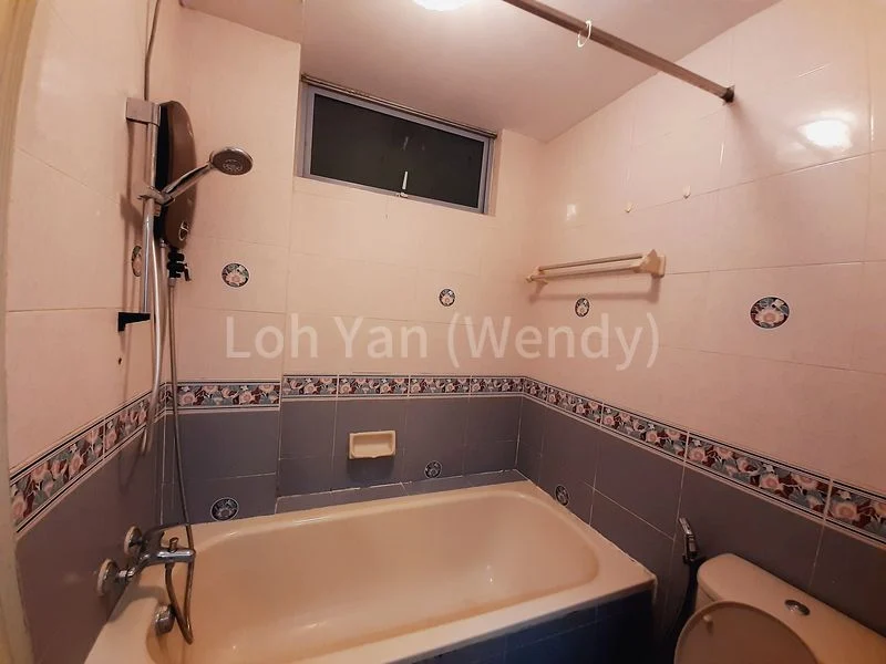 4+1 Bed Condo for Rent in  Emerald Park - Image 16