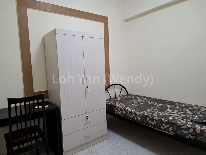 4+1 Bed Condo for Rent in  Emerald Park - Image 3