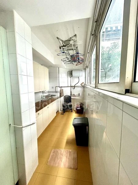 3 Bed Condo for Sale in  Bedok Court - Image 4