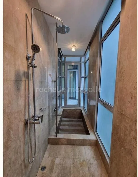 4 Bed Cluster House (Landed) for Rent in  Whiteshores - Image 5