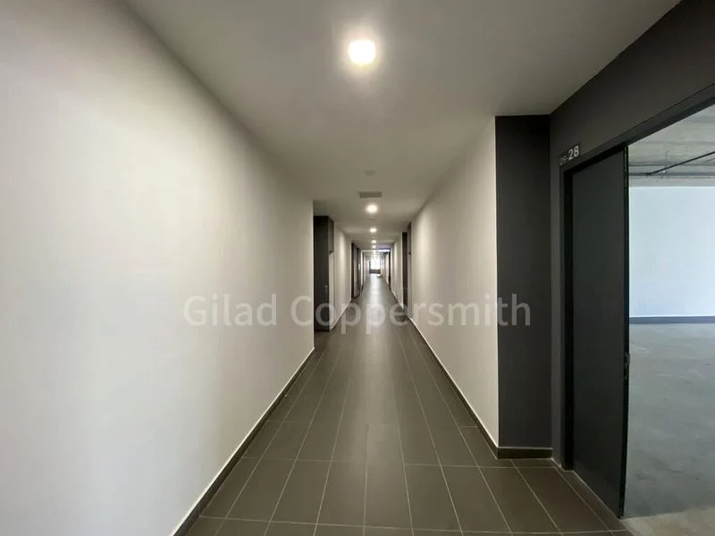 Light Industrial (B1) for Rent: Nordcom II - Image 1