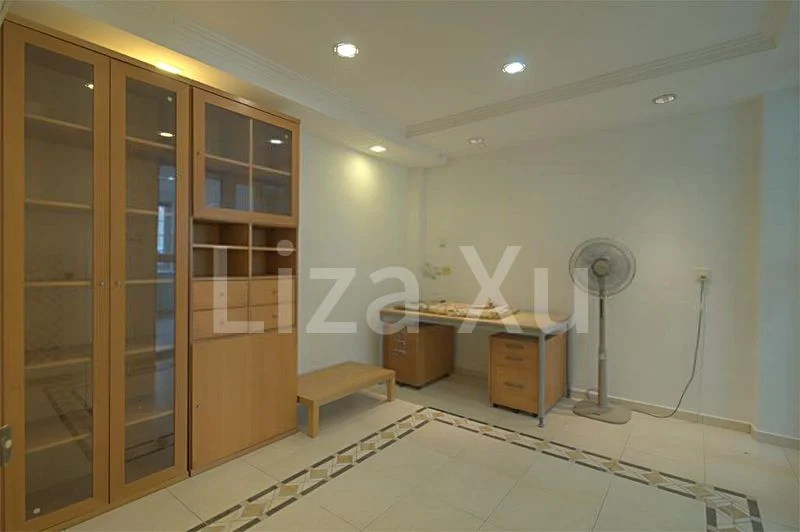 6 Bed Semi-Detached House (Landed) for Rent in  Bedok Pesari - Image 8