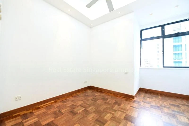 5 Bed Condo for Rent in Spring Grove - Image 8