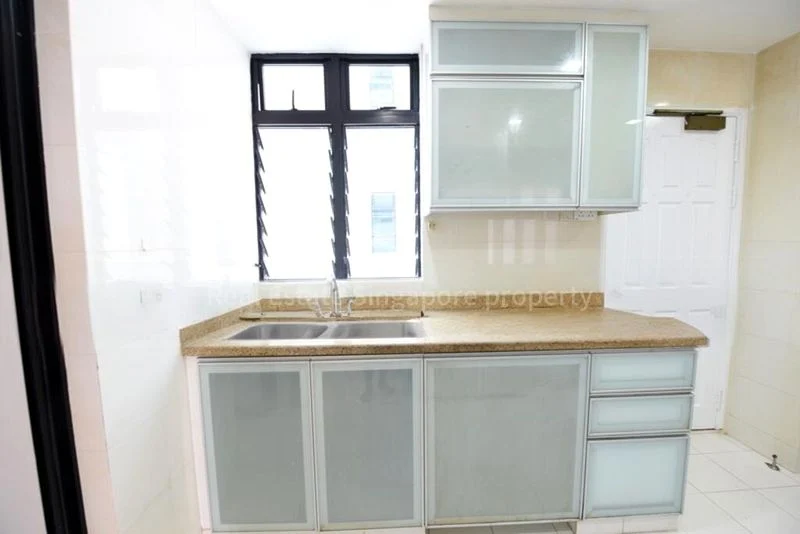 5 Bed Condo for Rent in Spring Grove - Image 14