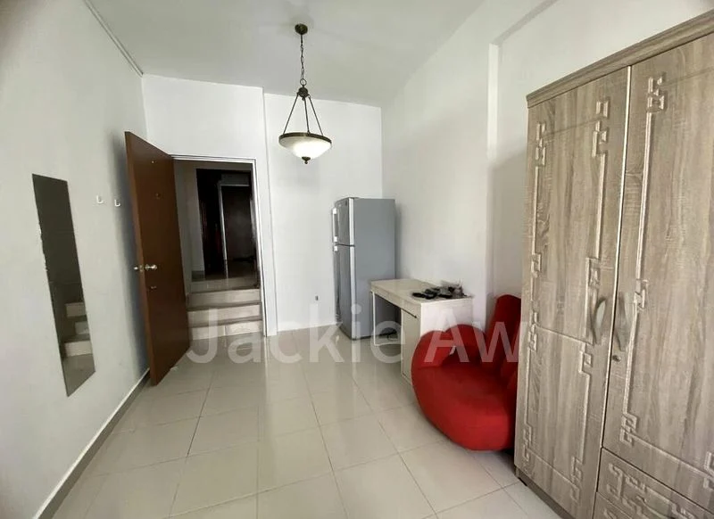 Master Room (Condo) for Rent in Tan Tong Meng Tower - Image 3