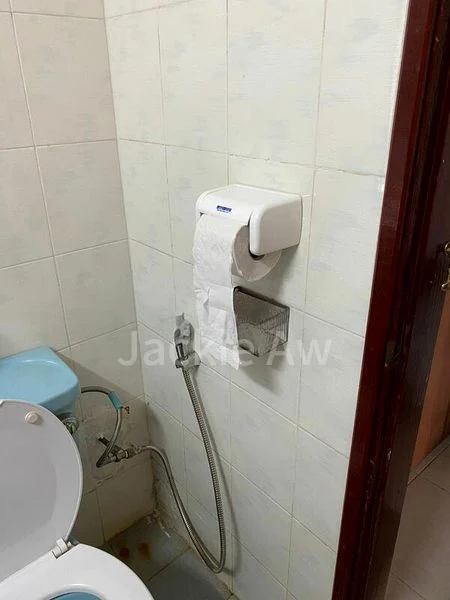 Master Room (Condo) for Rent in Tan Tong Meng Tower - Image 6