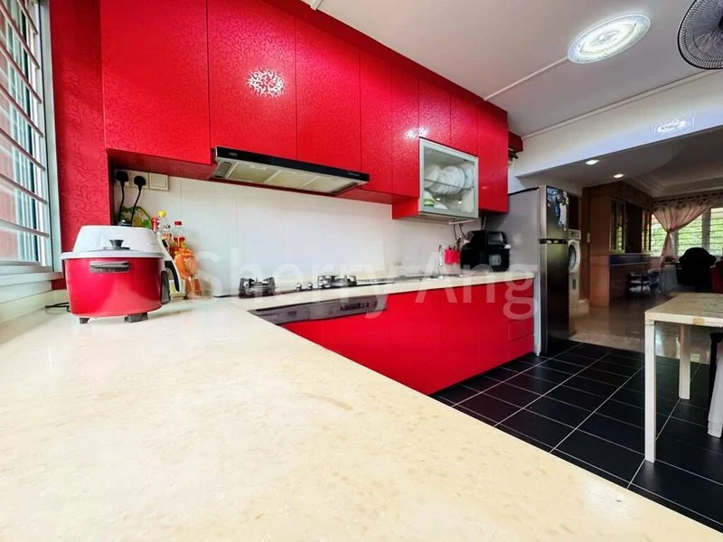 5 Room (5I) HDB for Sale in  614 Elias Road - Image 1