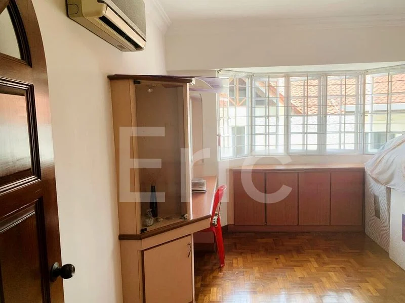 5 Bed Semi-Detached House (Landed) for Sale in  Simon Place - Image 11