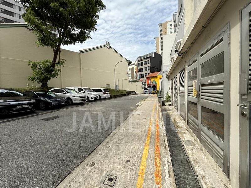 Shop / Shophouse for Rent: Mohamed Sultan Road - Image 1