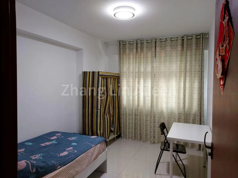 5 Room (5I) HDB for Rent in 442C Fajar Road - Image 3