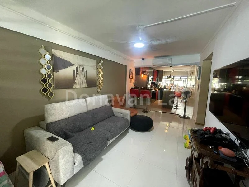 3 Room (3A) HDB for Rent in  175 Bukit Batok West Avenue 8 - Image 2