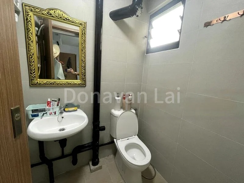 3 Room (3A) HDB for Rent in  175 Bukit Batok West Avenue 8 - Image 7