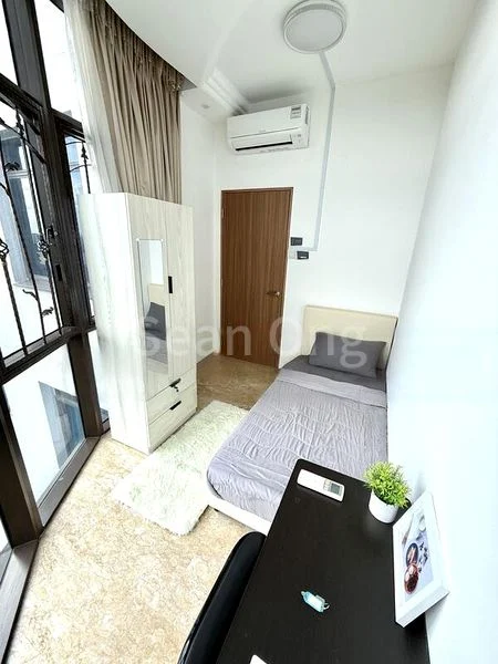 Common Room (Condo) for Rent in  Parc Oasis - Image 1