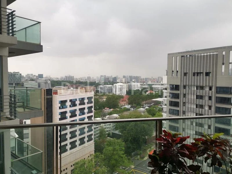 4 Bed Condo for Rent in  Urbana - Image 12