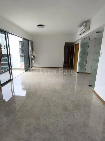 4 Bed Condo for Rent in  Urbana - Image 7