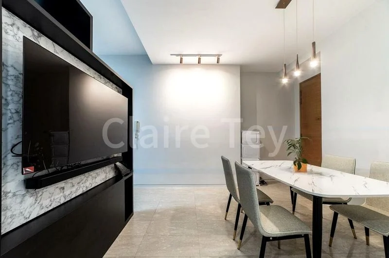 1 Bed Condo for Sale in The Trumps - Image 1