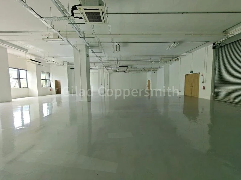 Light Industrial (B1) for Rent: Interlocal Centre - Image 11