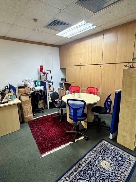 Office for Rent in  Tong Eng Building - Image 8