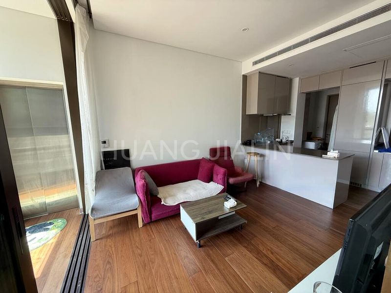 2 Bed Condo for Rent in 8 Hullet - Image 12