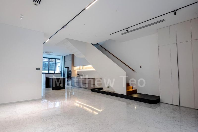 5 Bed Terraced House (Landed) for Sale in  Regent Villas - Image 13