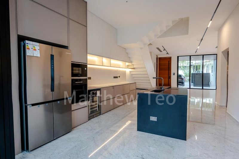 5 Bed Terraced House (Landed) for Sale in  Regent Villas - Image 11