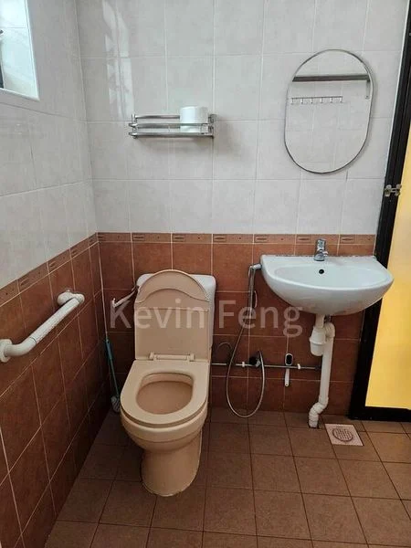 Room (HDB) for Rent in  805 Woodlands Street 81 - Image 4