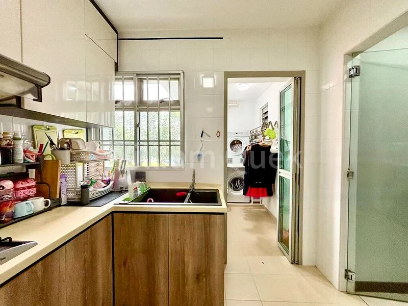 Premium HDB for Sale in 271C Sengkang Central - Image 3