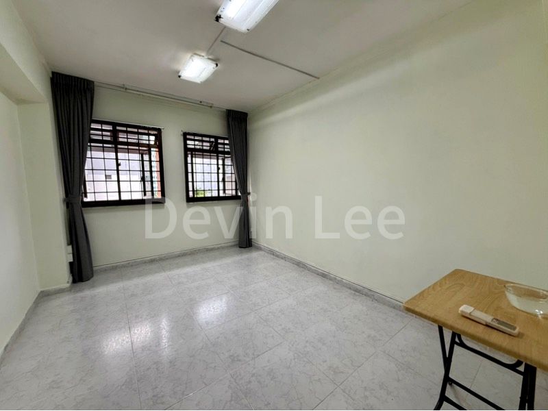 Common Room (HDB) for Rent in  958 Hougang Street 91 - Image 2