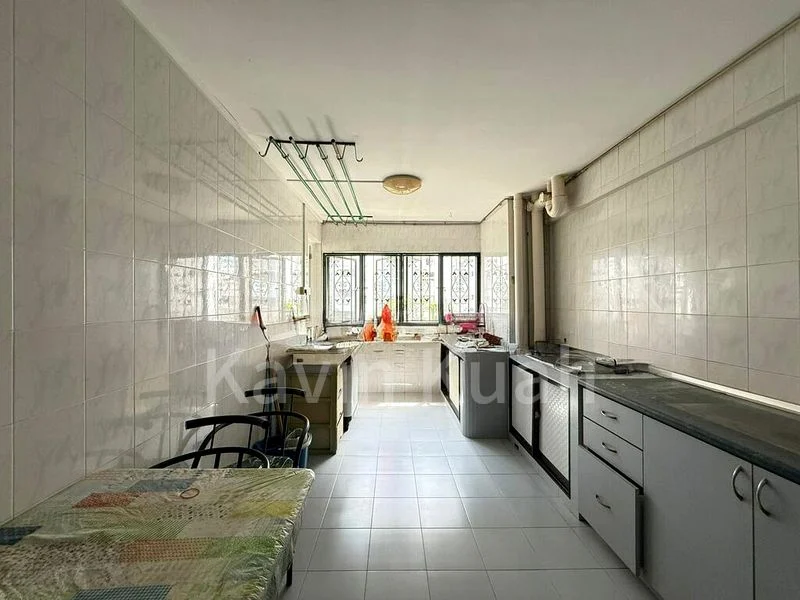 3 Room (3NG) HDB for Sale in  330 Ang Mo Kio Avenue 1 - Image 1