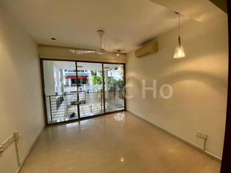 4 Bed Terraced House (Landed) for Sale in  Hillview Garden Estate - Image 6