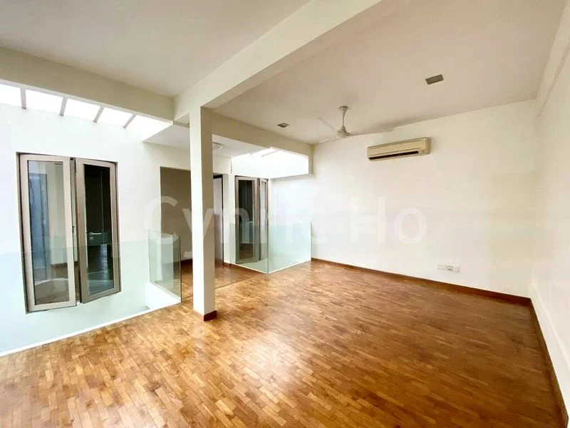 4 Bed Terraced House (Landed) for Sale in  Hillview Garden Estate - Image 8