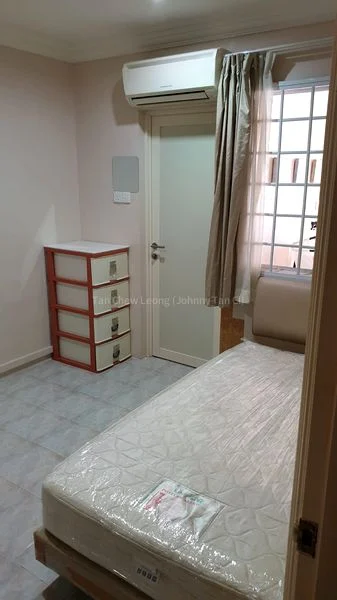 Common Room (Landed) for Rent in Ashwood Grove - Image 2