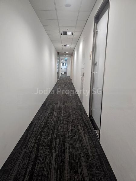 Office for Rent: Ocean Financial Centre - Image 9