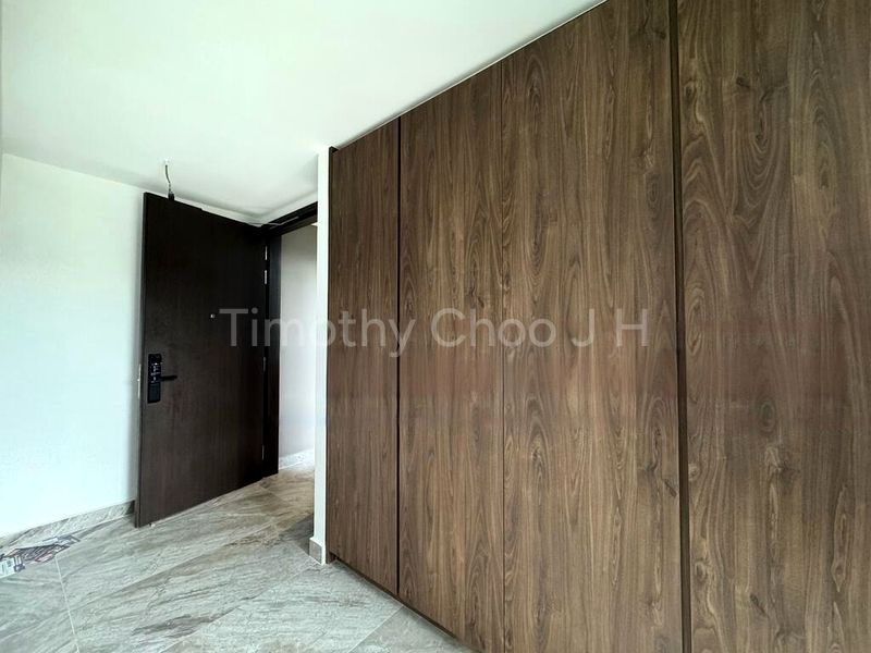 3 Bed Condo for Sale in  The Commodore - Image 8