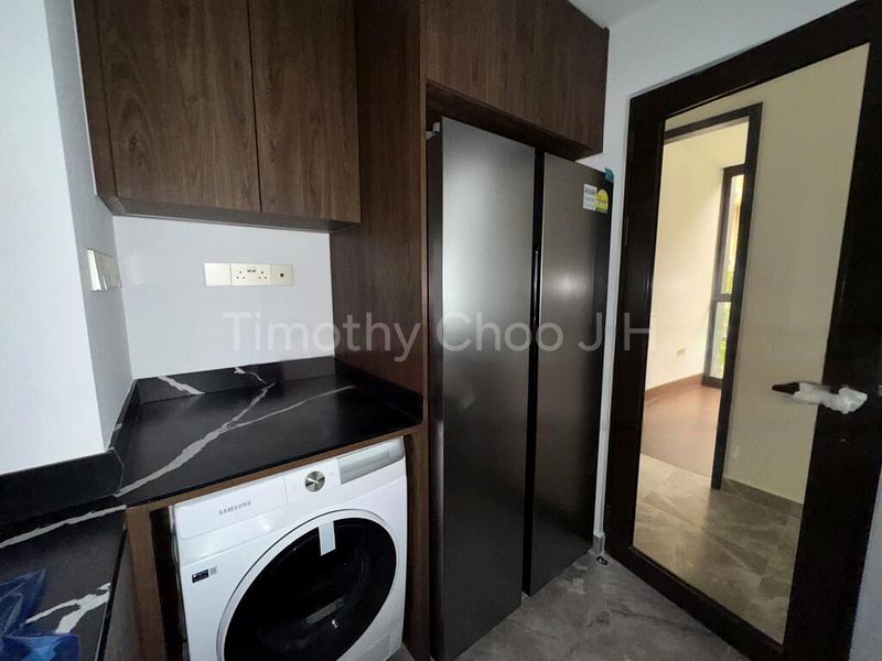 3 Bed Condo for Sale in  The Commodore - Image 6