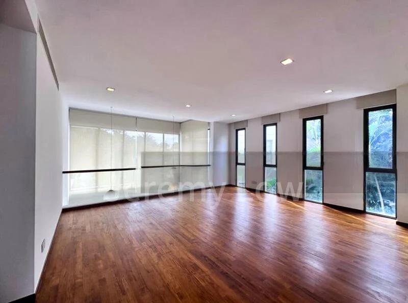 8 Bed Bungalow (Landed) for Rent in  Paradise Island - Image 11