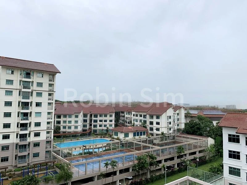 3 Bed Condo for Rent in  Changi Court - Image 3