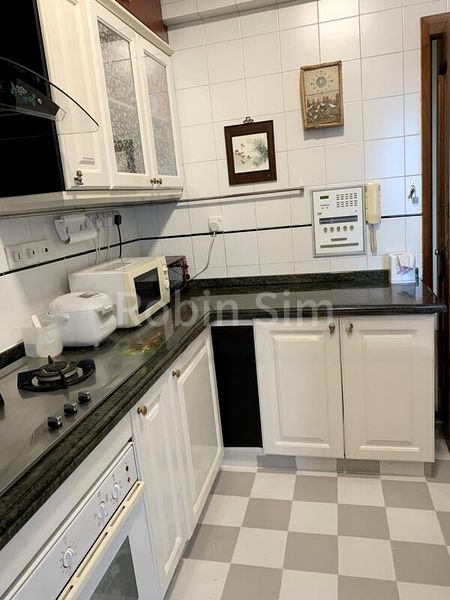 3 Bed Condo for Rent in  Changi Court - Image 10